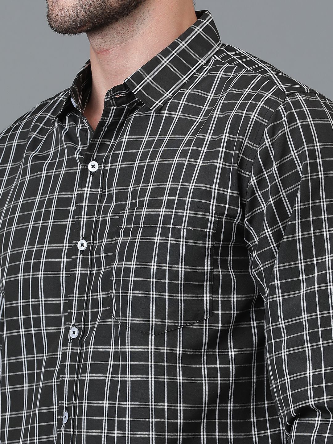 Kotty New Checked Spread Collar Casual Shirt