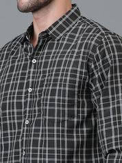 Kotty New Checked Spread Collar Casual Shirt