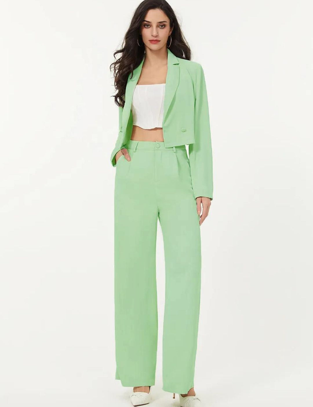 Kotty Women Relaxed Straight Leg Relaxed Fit High-Rise Pleated Parallel Trousers