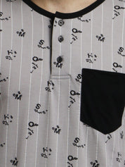 Kotty Men Grey & Black Printed Henley Neck T-shirt