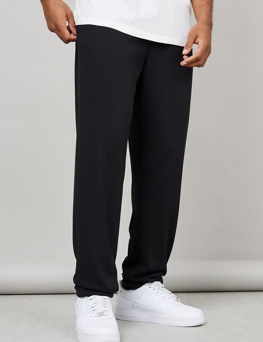 Kotty Men Mid-Rise Relaxed-Fit Track Pants