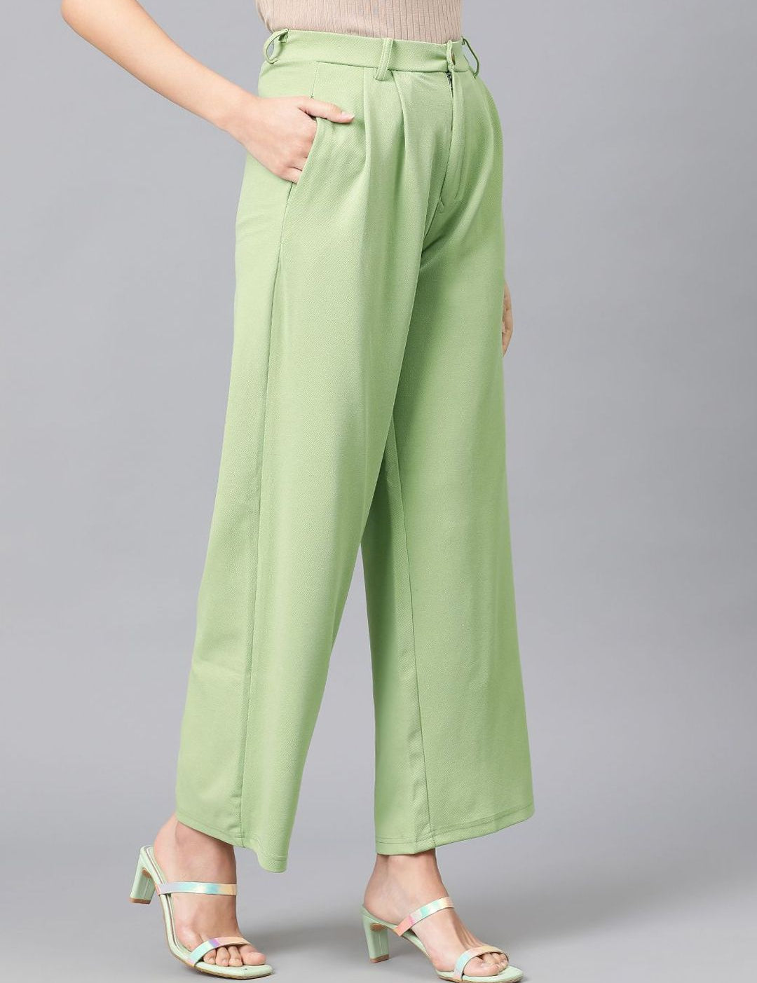 Kotty Women Green High-Rise Easy Wash Pleated Parallel Trousers