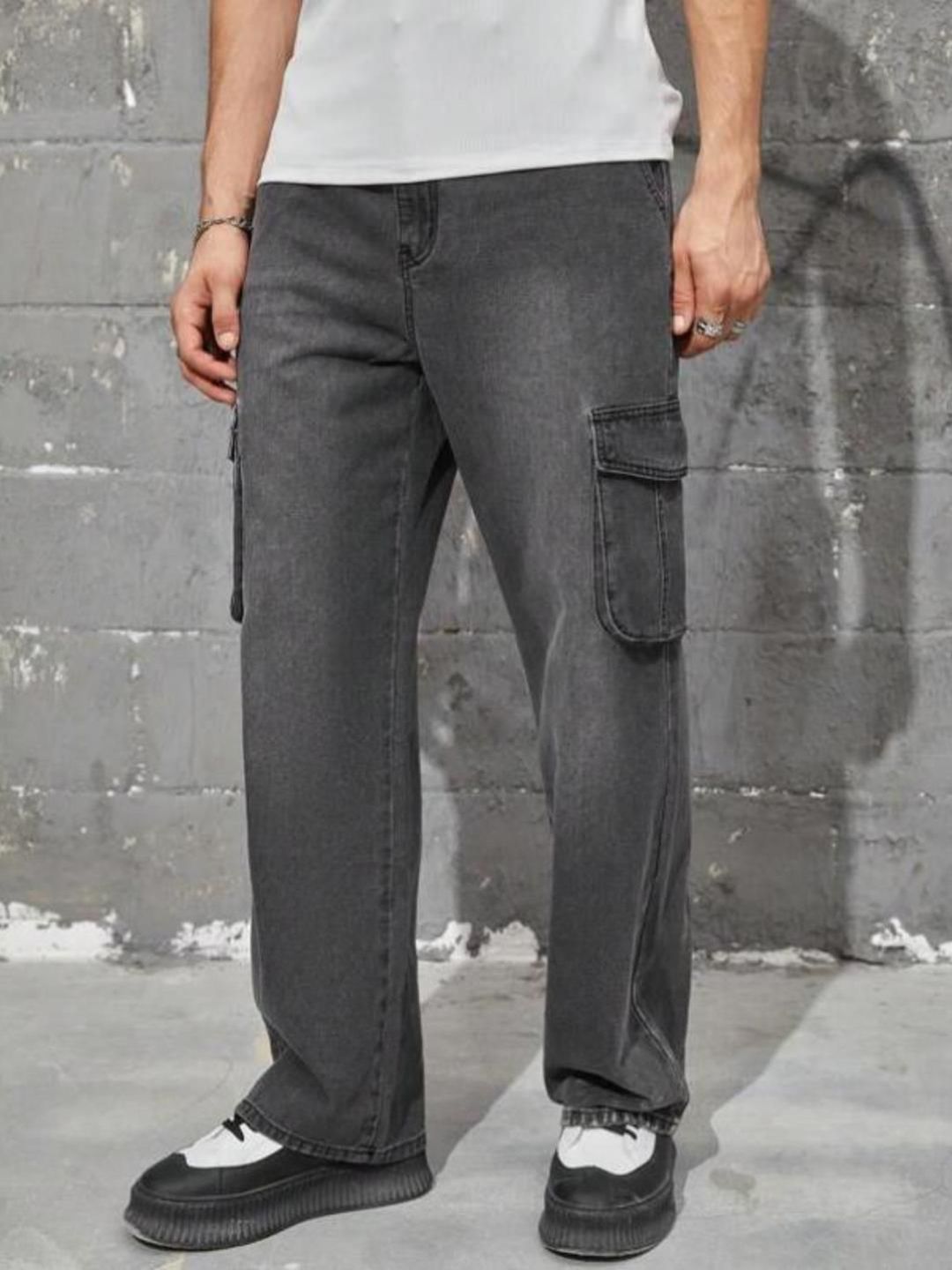 Kotty Men Jean Light Fade Low-Rise Stretchable Cargo Jeans