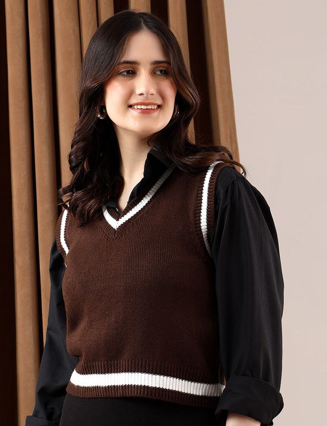 Kotty Women Crop Sweater Vest