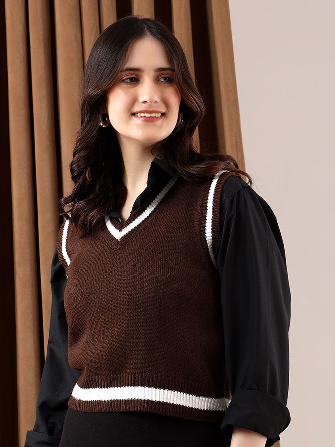 Kotty Women Crop Sweater Vest