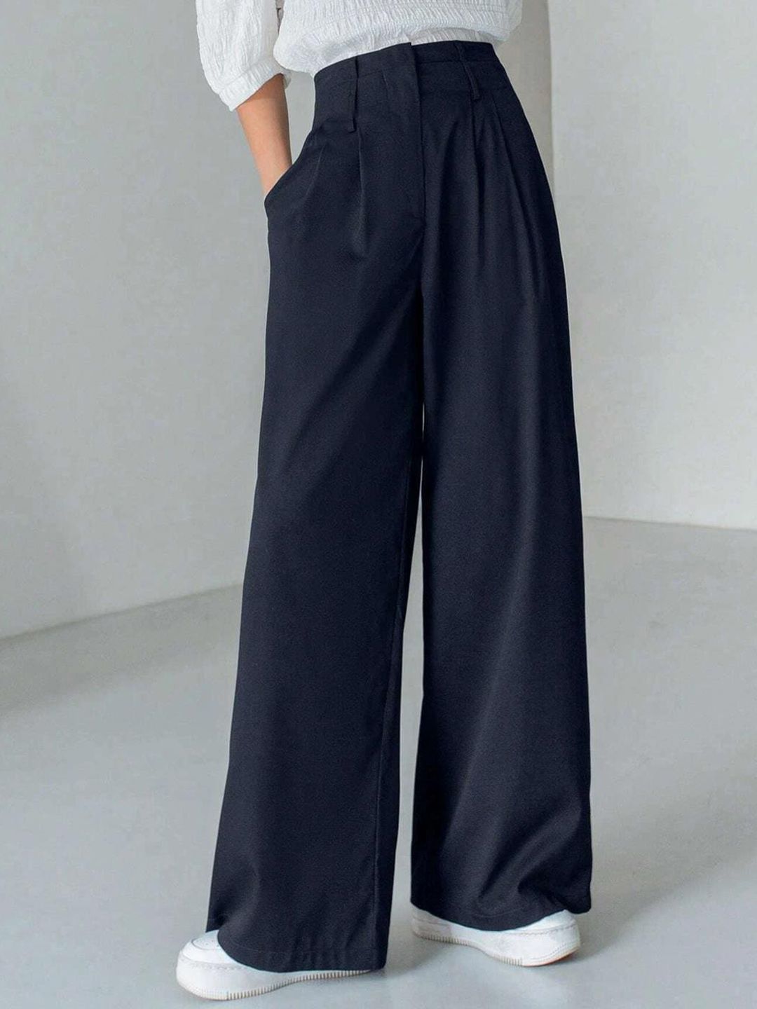 Kotty Women Navy Blue Relaxed Straight Leg Straight Fit High-Rise Parallel Trousers