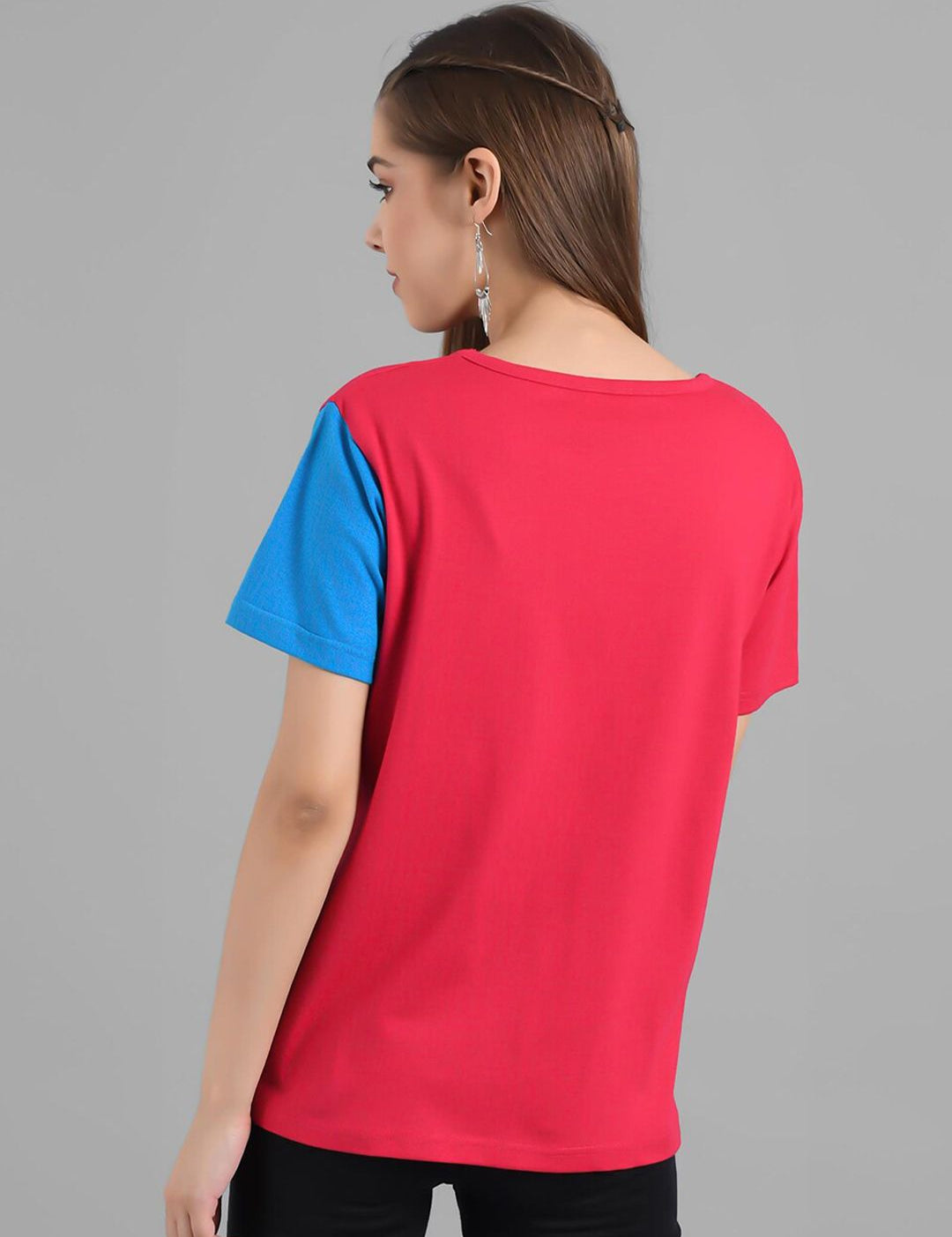 Kotty Colourblocked Round Neck Cotton T-shirt
