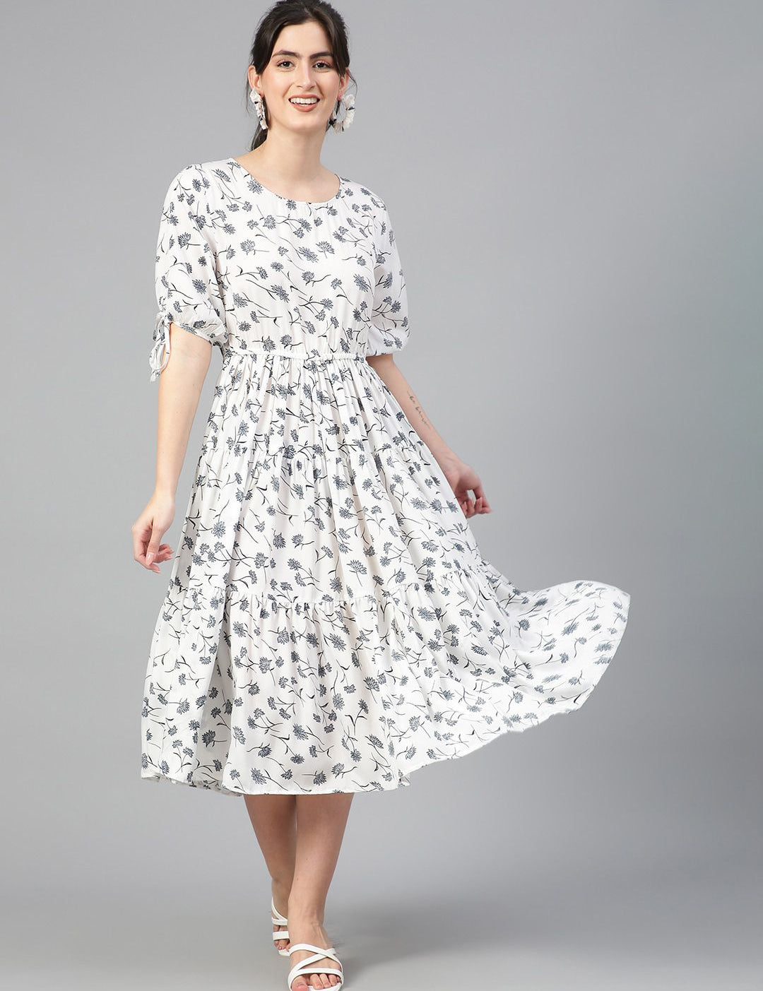 Kotty Floral Printed Puff Sleeves Fit & Flare Midi Dress