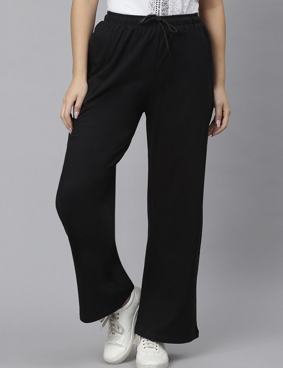 Kotty Women Black Solid Straight-Fit Track Pants