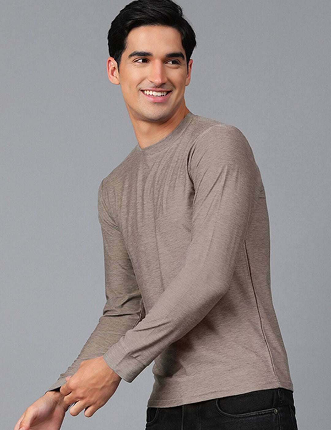 Kotty Round Neck Long Sleeves Regular Fit Casual T-shirt