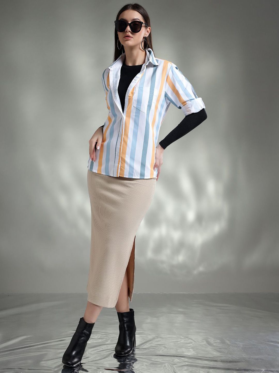 Kotty Women Spread Collar Graphic Printed Cotton Casual Shirt