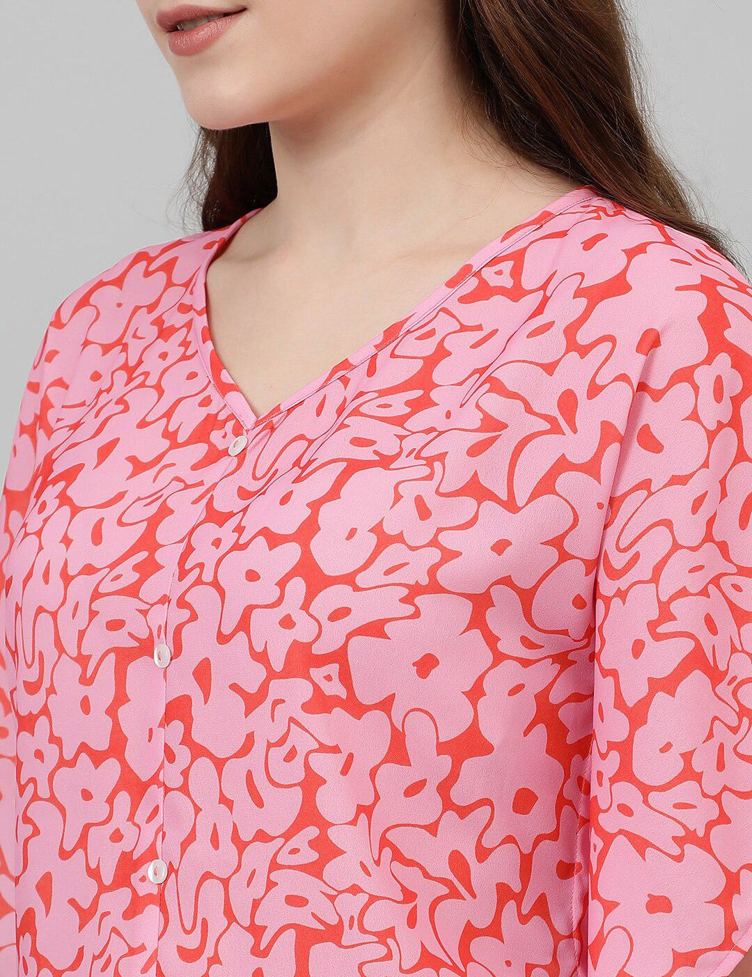 Kotty Batwing Sleeves Printed Top