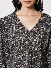 Kotty Floral Printed V-Neck Crepe Top