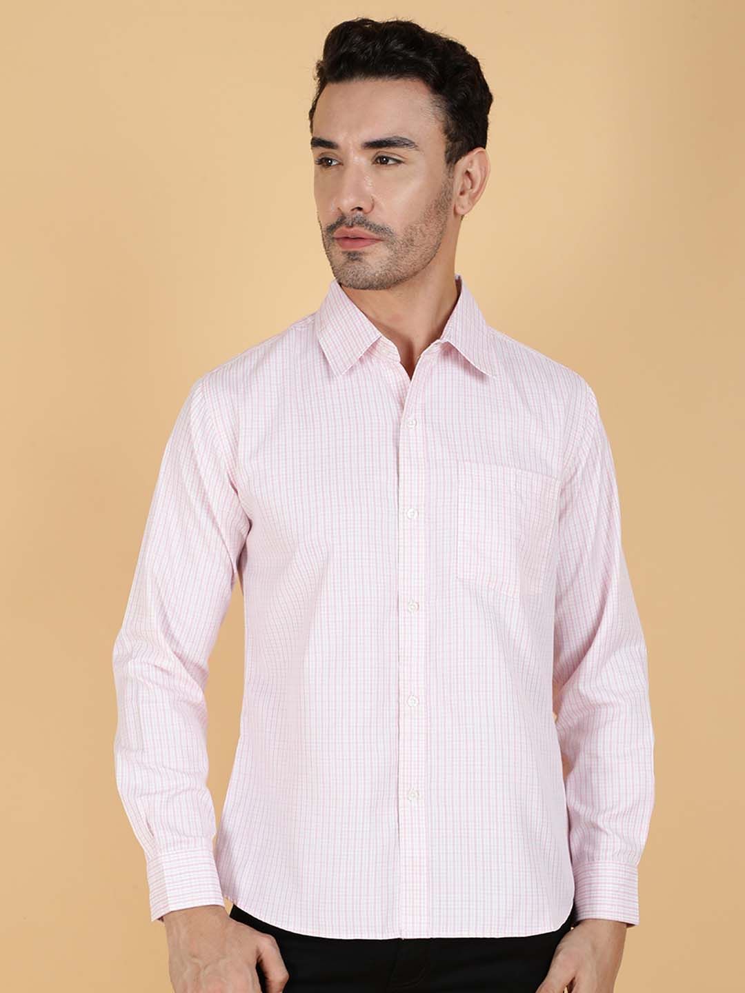 Kotty Men Relaxed Spread Collar Graphic Printed Casual Shirt