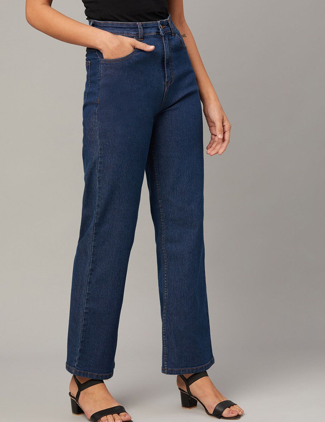 Kotty Women Jean Straight Fit High-Rise Jeans