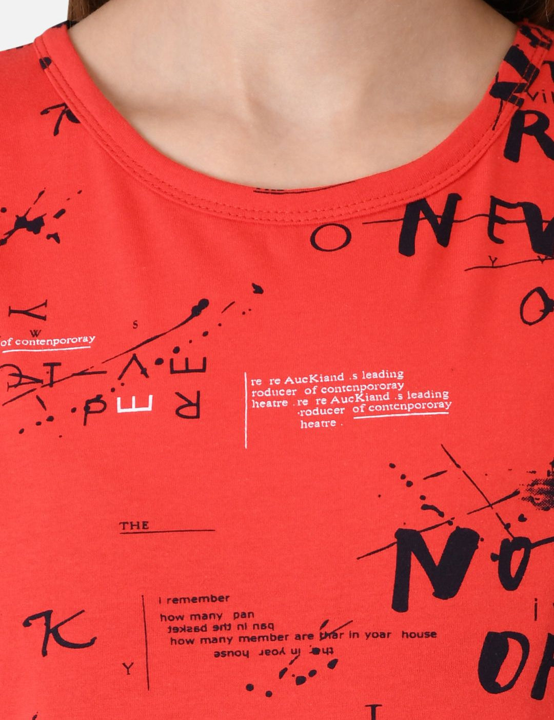 Kotty Women Red & Black Printed Round Neck T-shirt