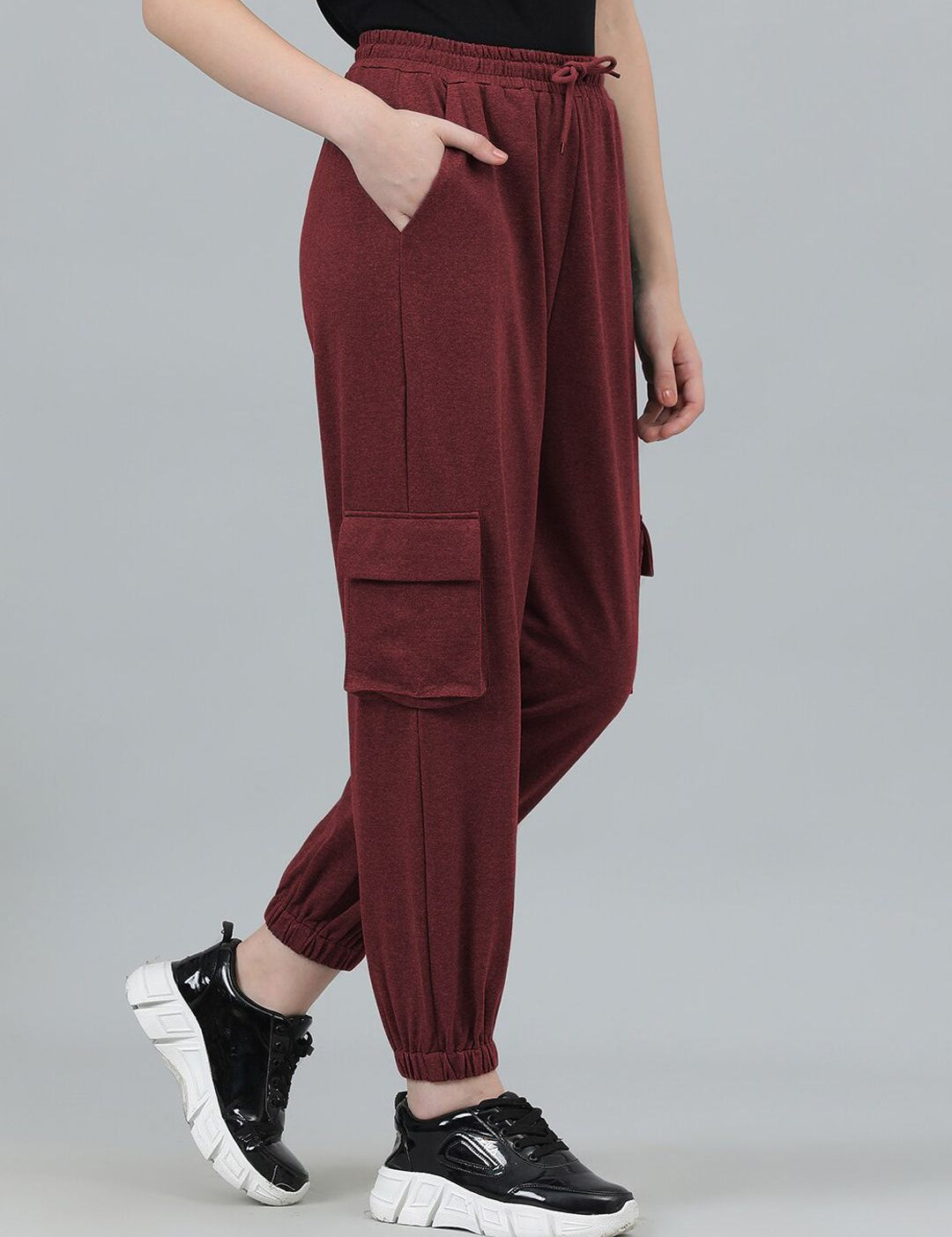 Kotty Women Cotton Mid-Rise Joggers