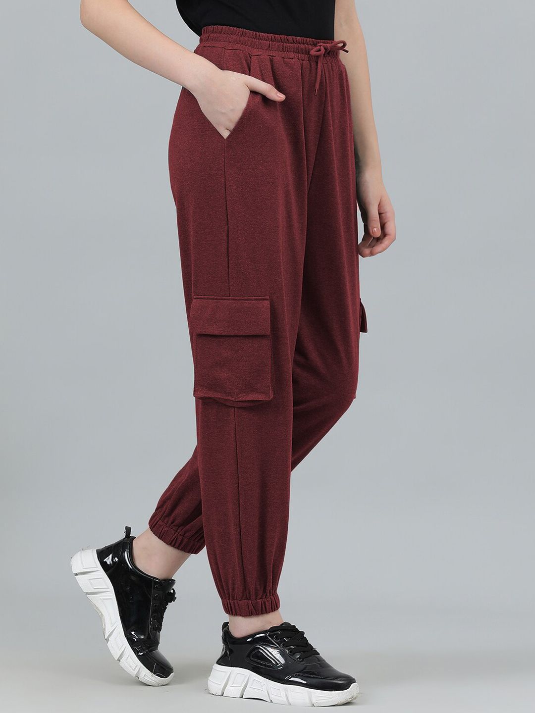 Kotty Women Cotton Mid-Rise Joggers