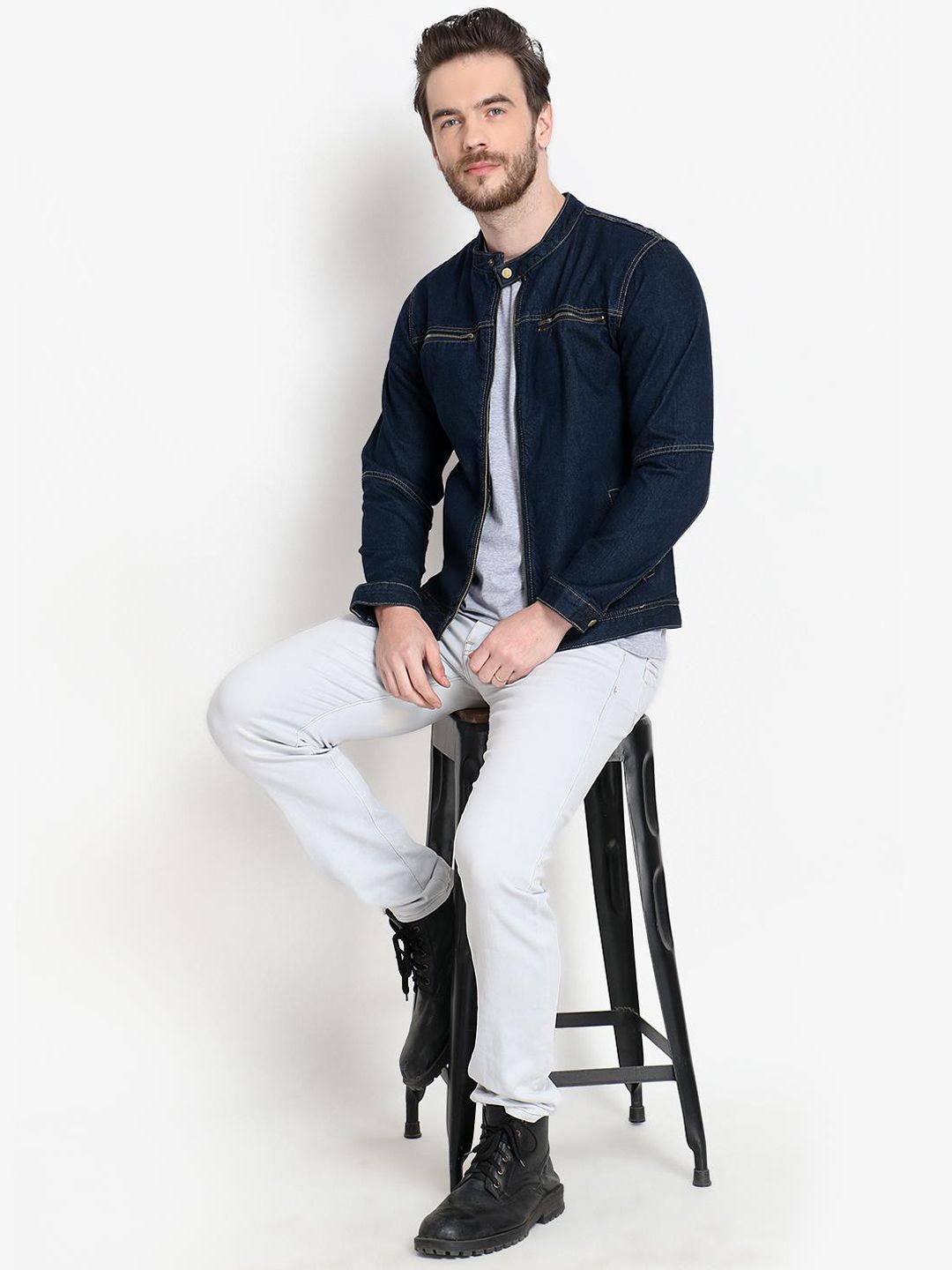 Kotty Men Blue Colourblocked Denim Jacket