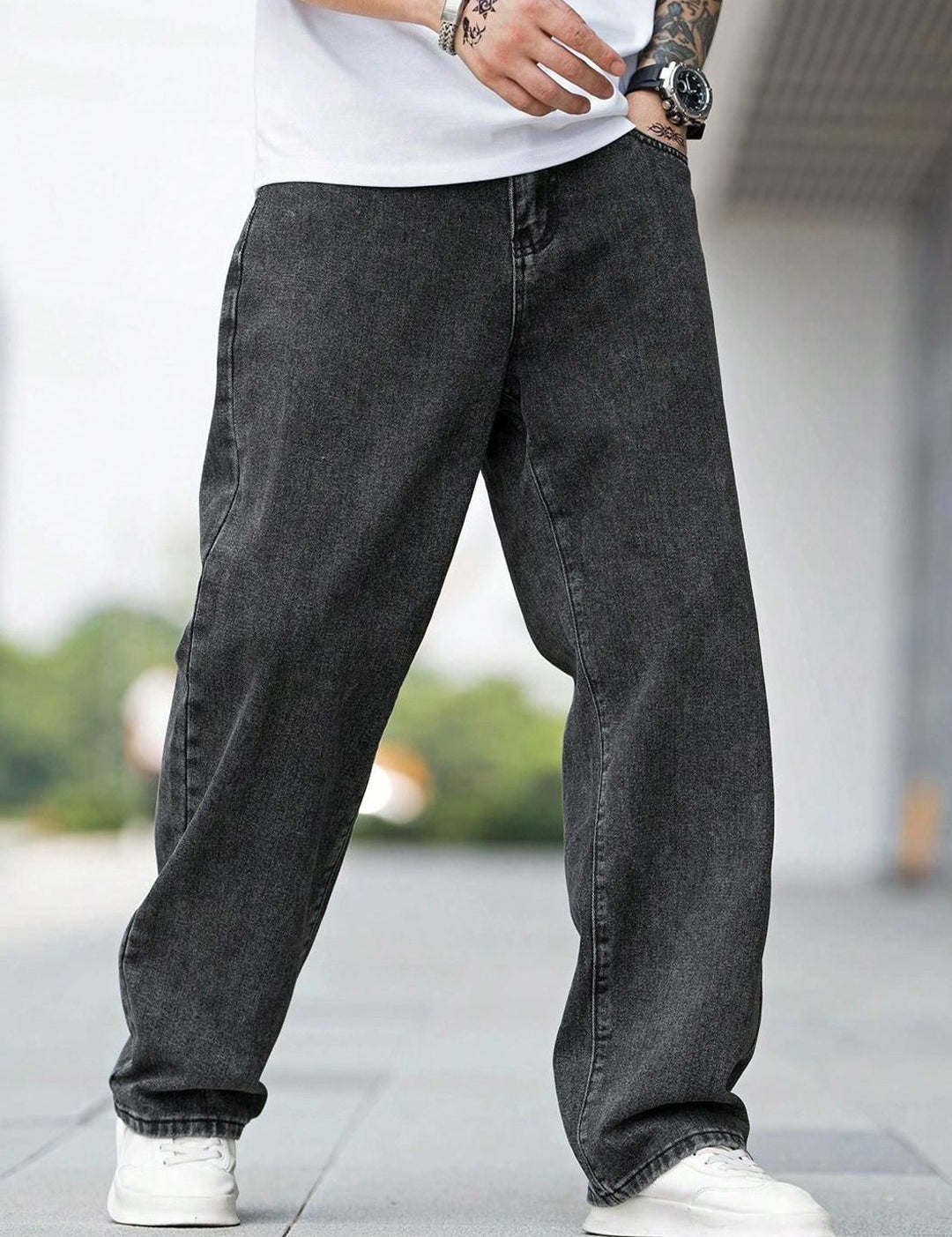 Kotty Men Men Straight Fit Mid-Rise Stretchable Jeans