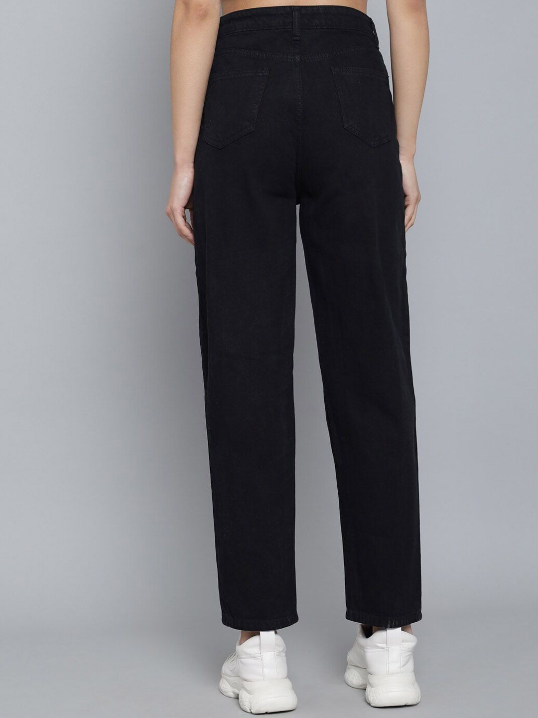 Kotty Women Straight Fit High-Rise Stretchable Jeans