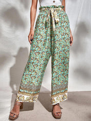Kotty Women Green Floral Printed Trousers