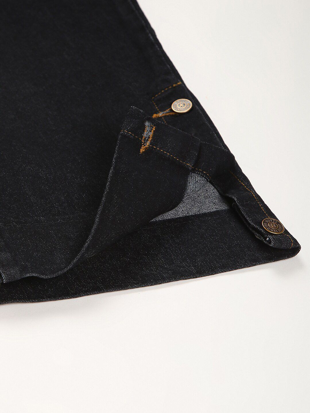 Kotty Women Black Solid Cotton High-Rise Crop Flared Jeans