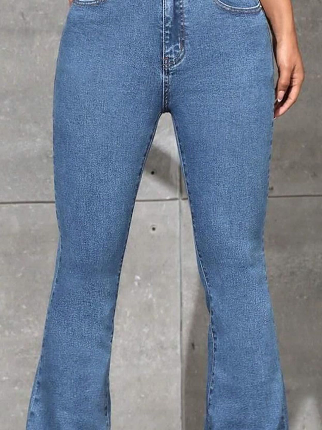 Kotty Women Bootcut High-Rise Clean Look Stretchable Jeans