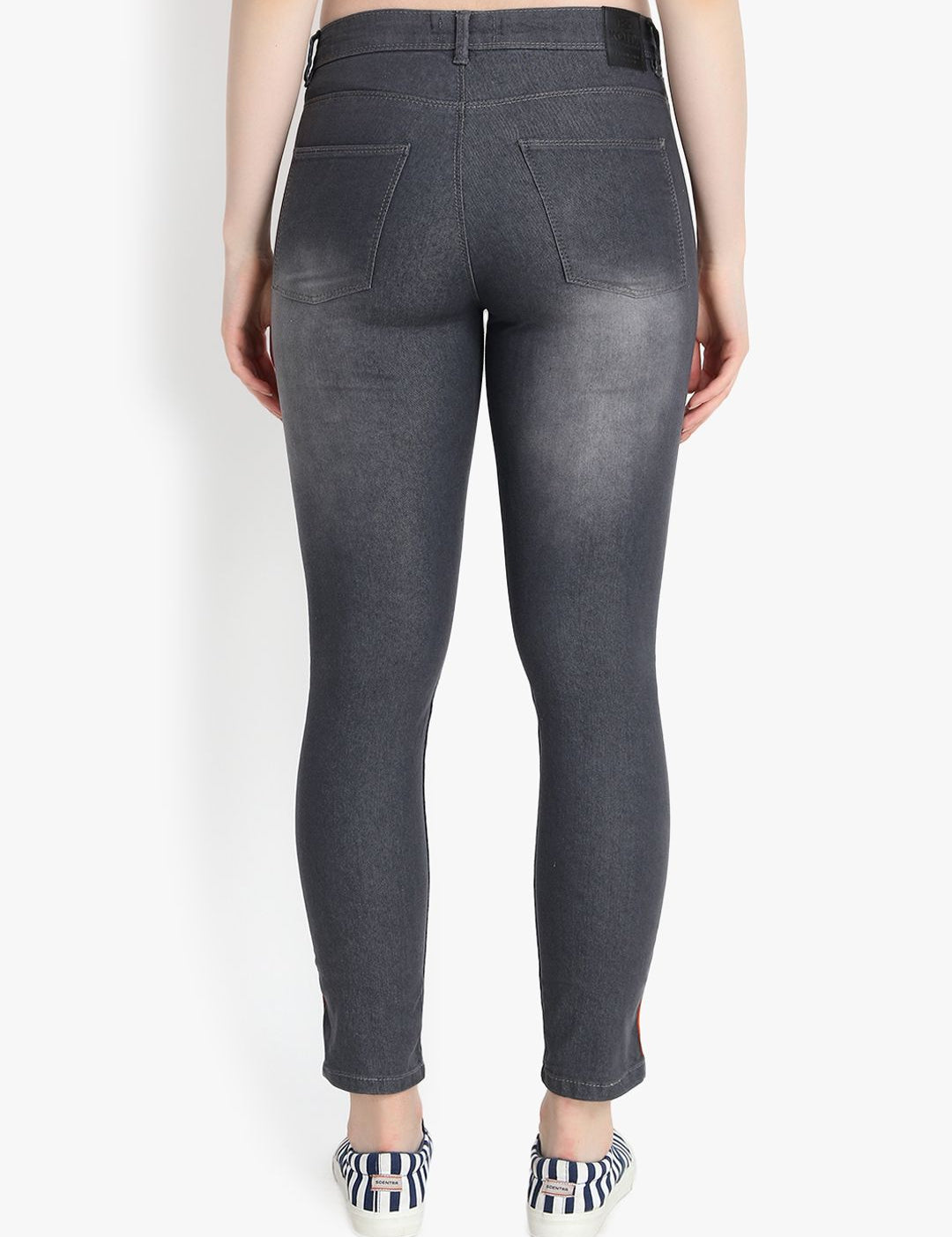 Kotty Women Black Skinny Fit High-Rise Clean Look Jeans