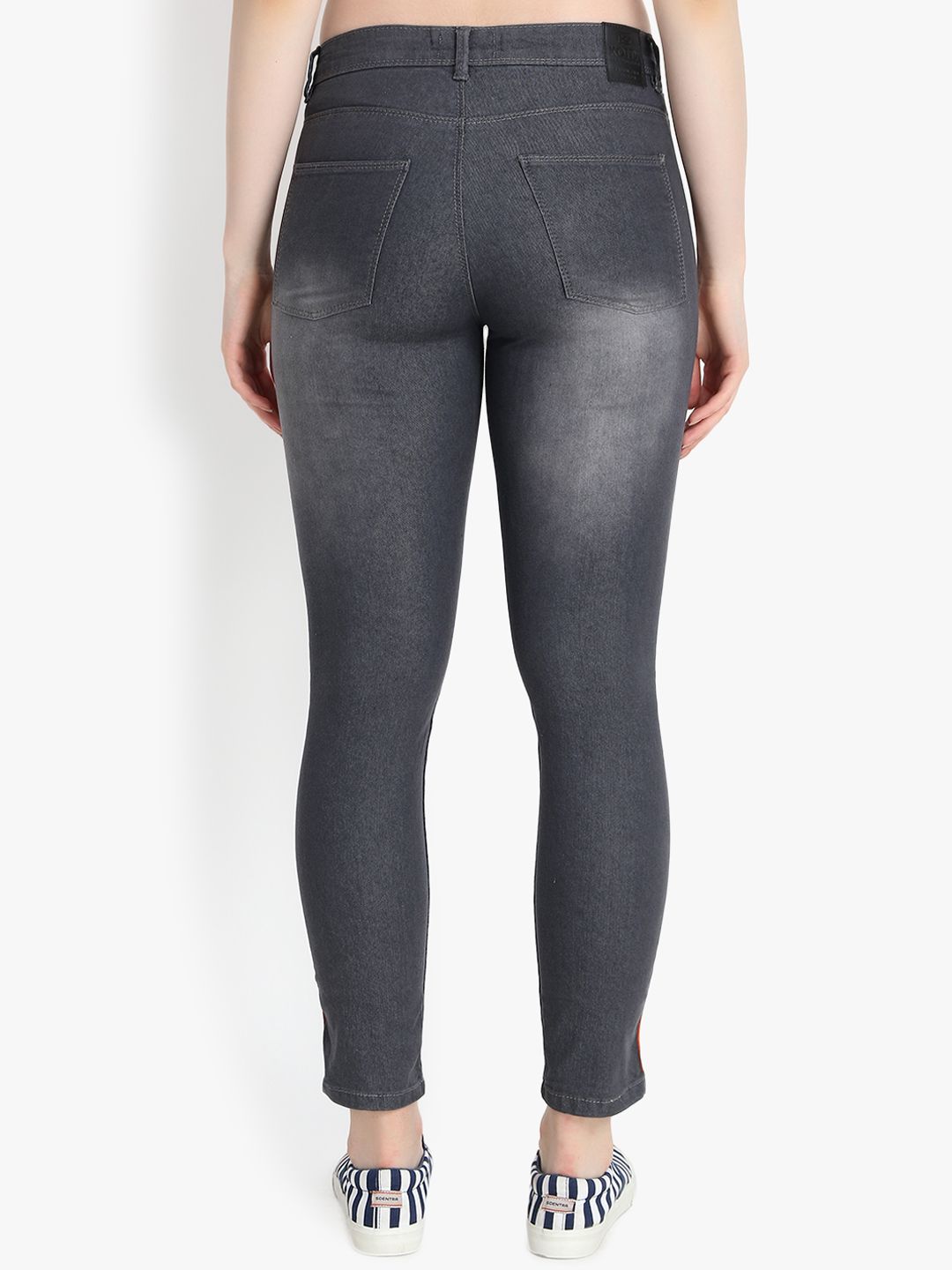 Kotty Women Black Skinny Fit High-Rise Clean Look Jeans