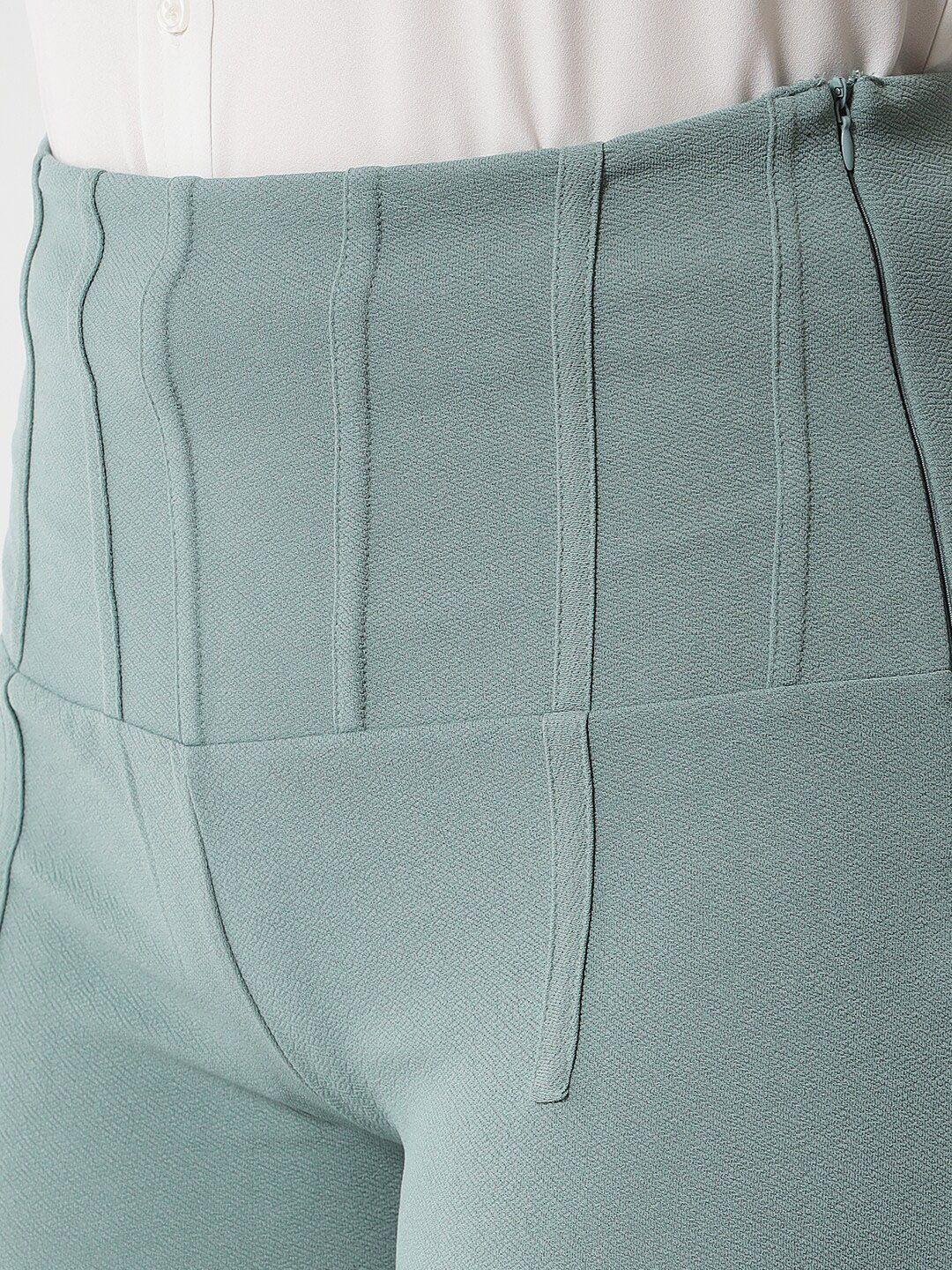 Kotty Women Green Relaxed Straight Fit High-Rise Easy Wash Pleated Trousers