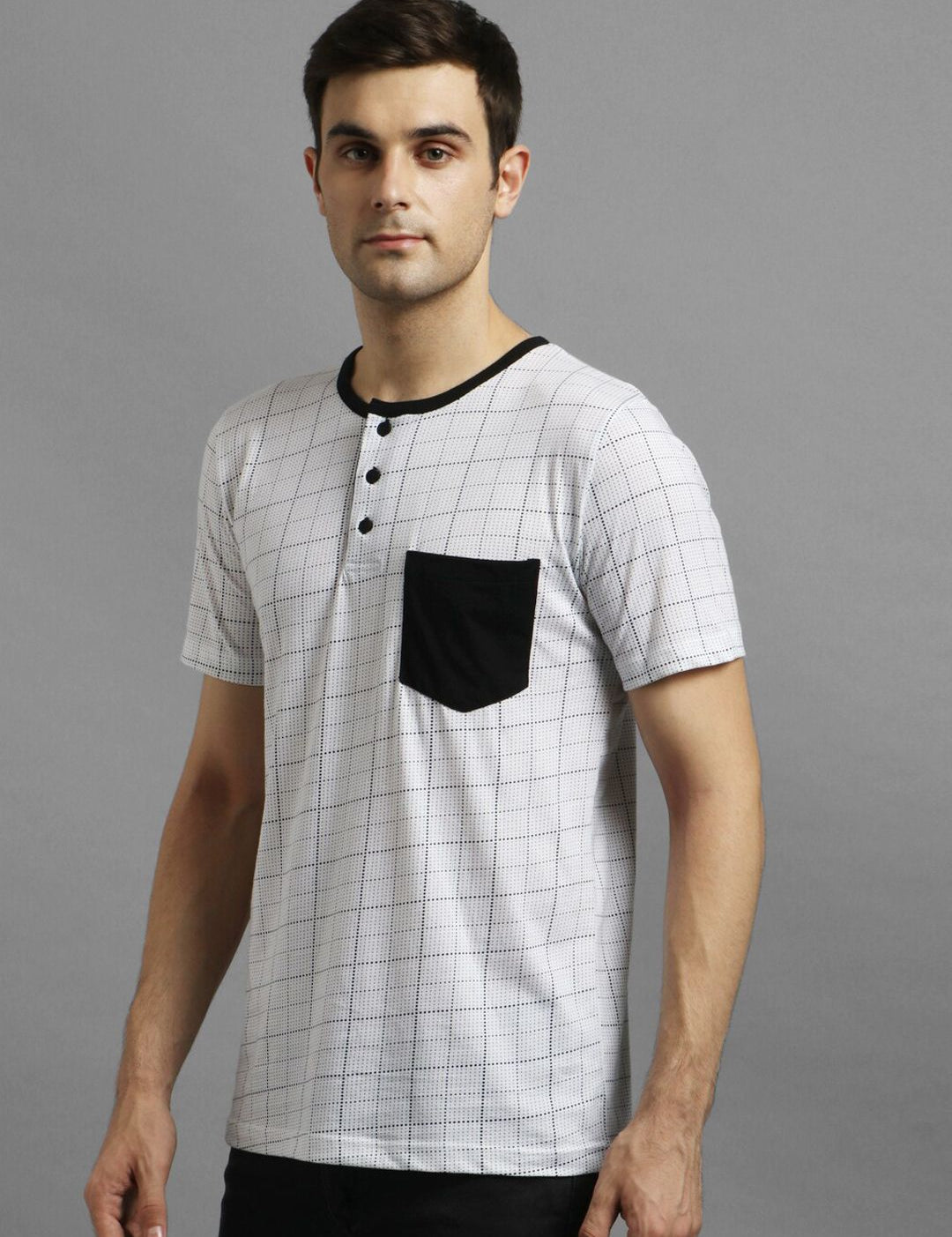 Kotty Men White Checked Henley Neck T-shirt