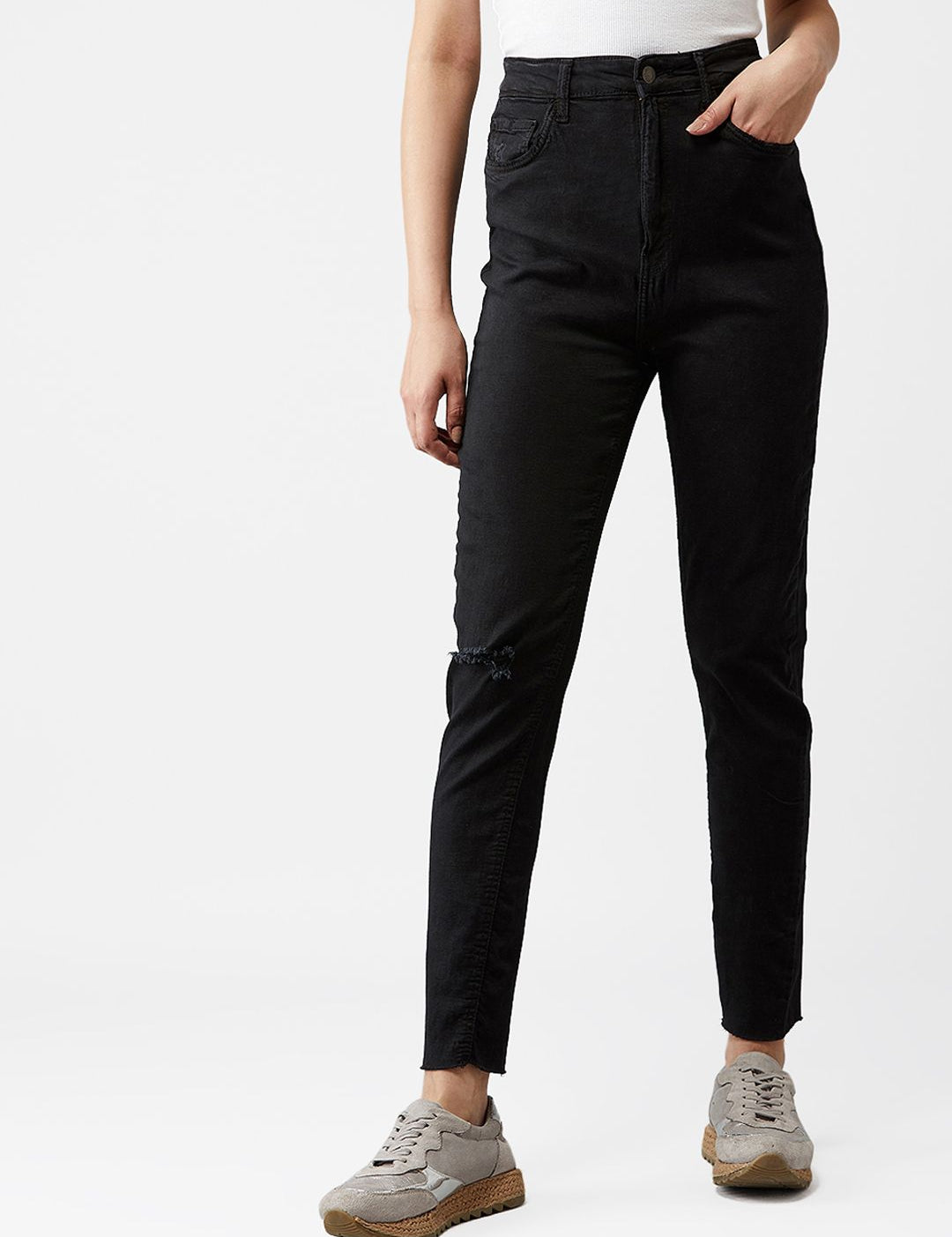 Kotty Women Black Skinny Fit High-Rise Mildly Distressed Jeans