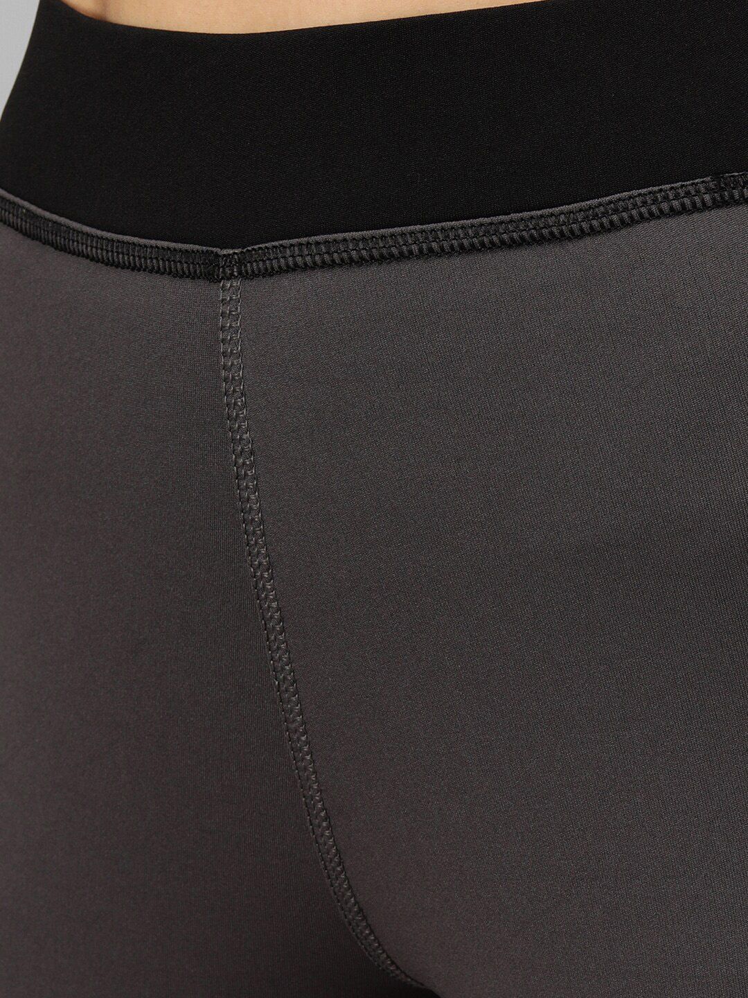 Kotty Women Grey & Black Colourblocked Tights