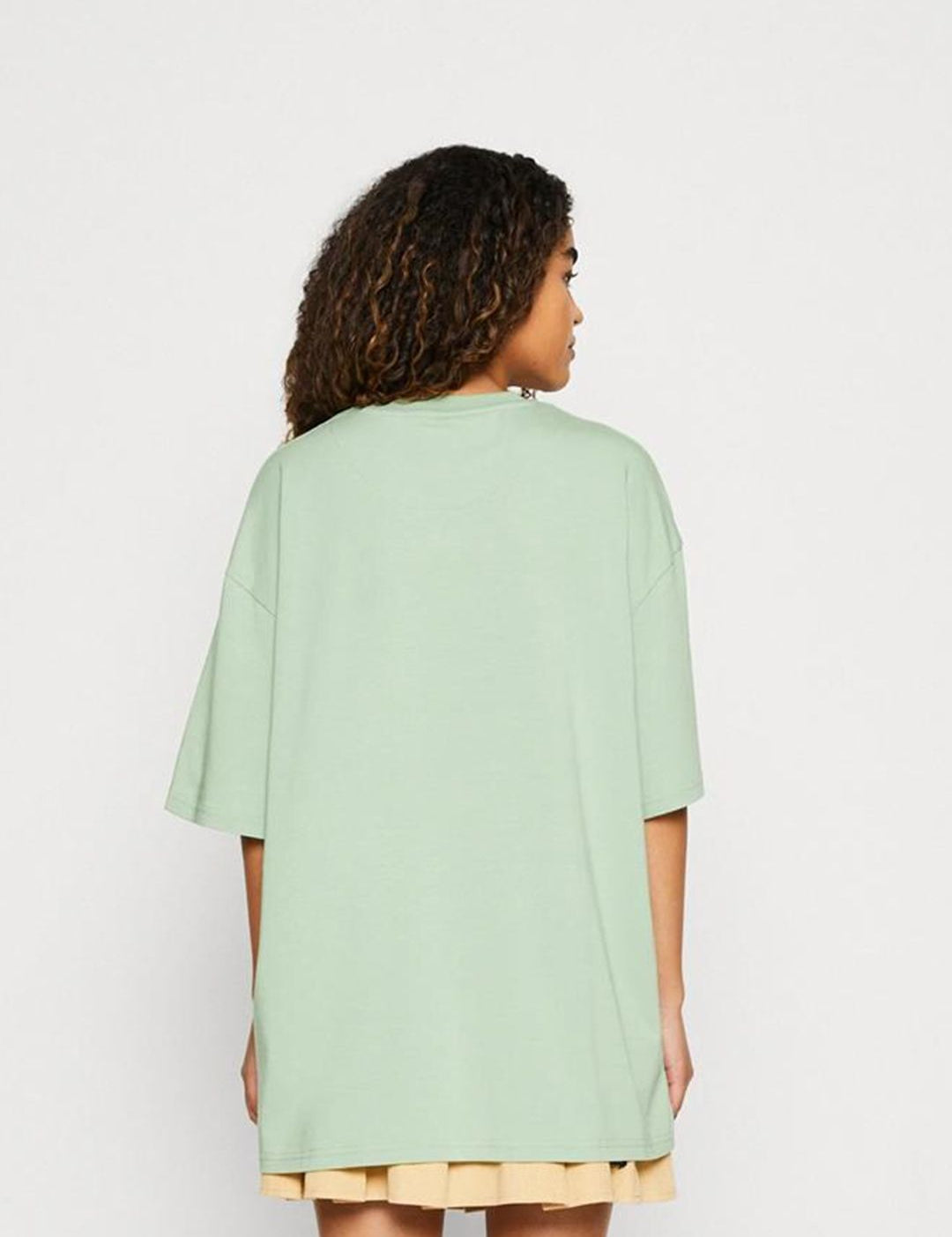 Kotty Green Typography Printed Round Neck Drop-Shoulder Sleeves Oversized T-shirt