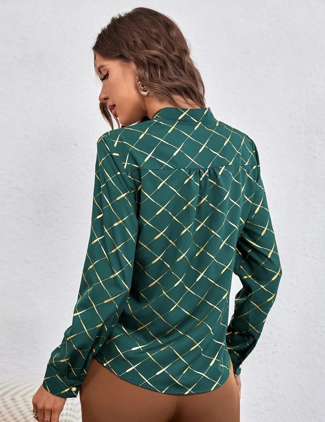 Kotty Geometric Printed Crepe Shirt Style Top