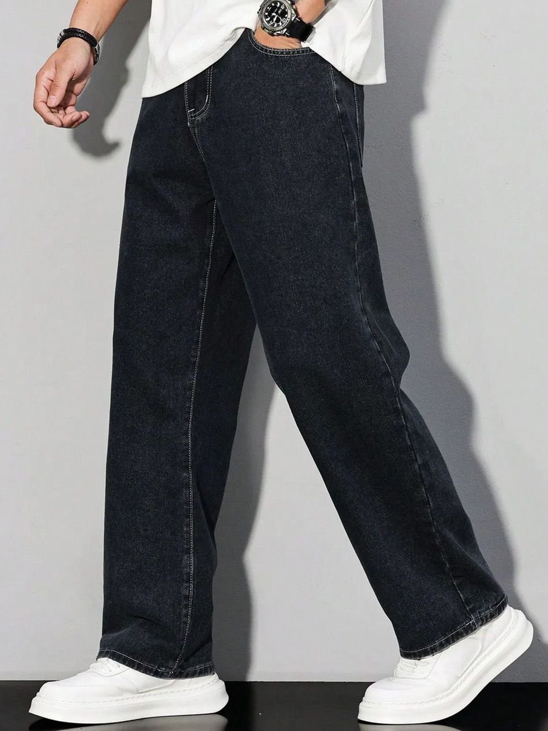 Kotty Men Baggy Mid-Rise Stretchable Cotton Jeans