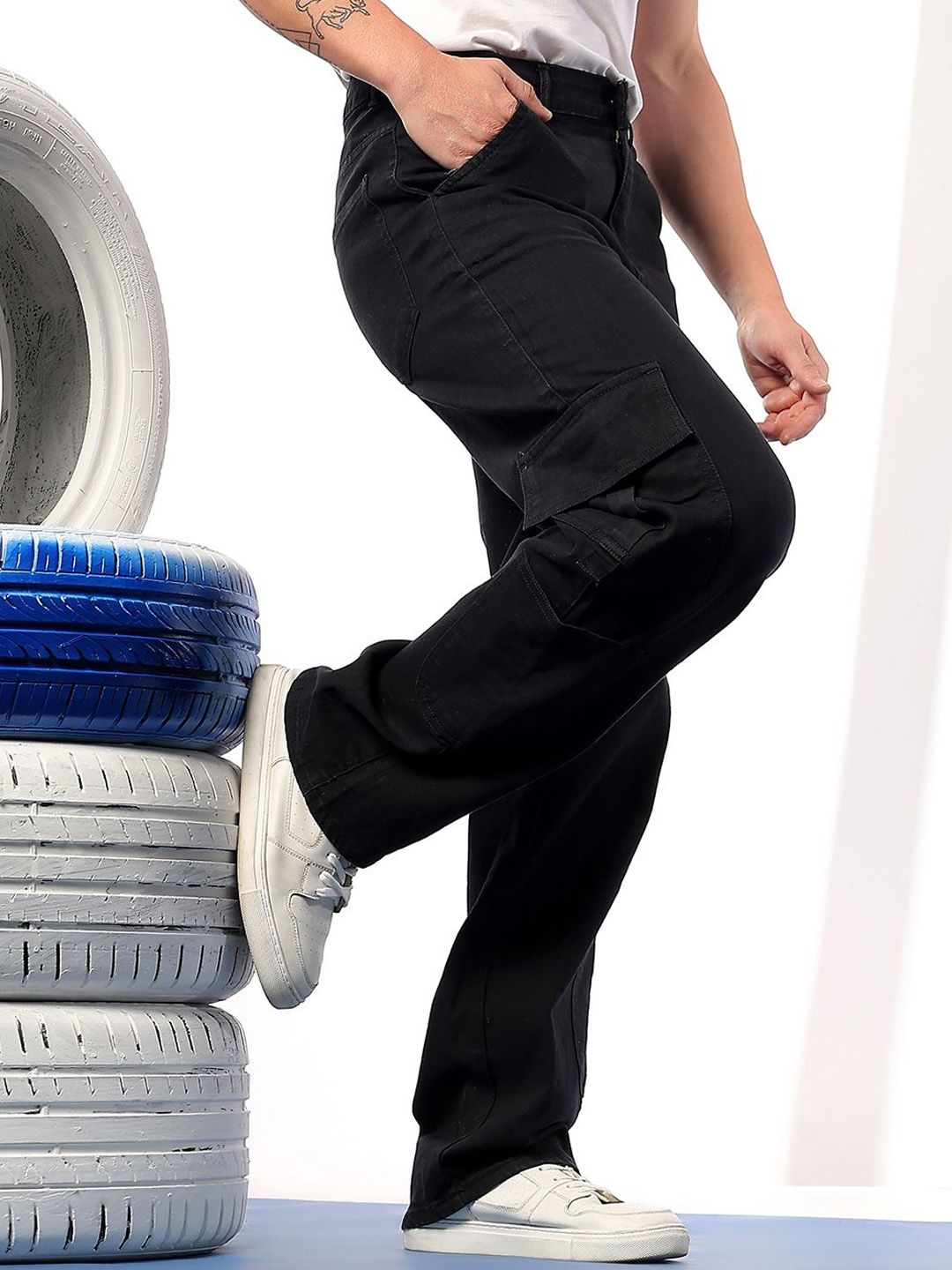 Kotty Men Comfort Regular Fit Mid-Rise Stretchable Jeans