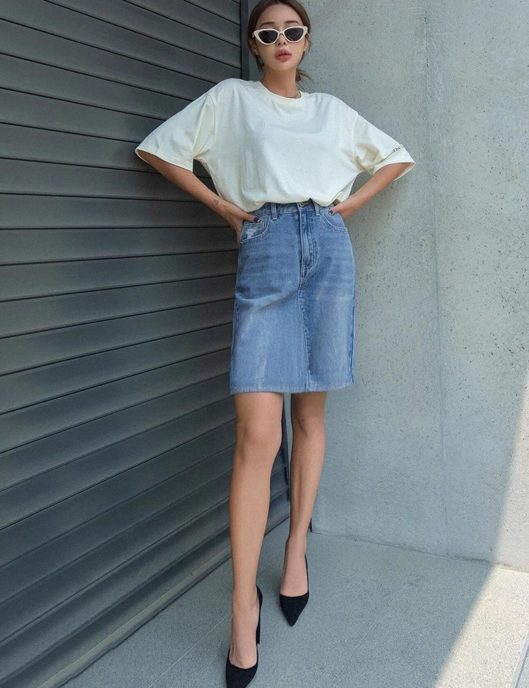 Kotty Women Solid Pencil Above Knee Skirt