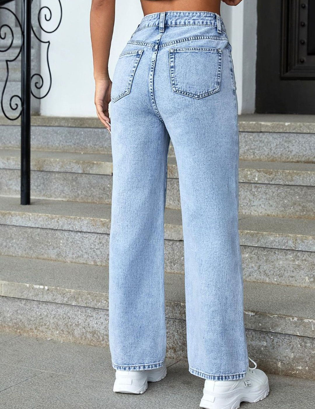 Kotty Women Jean Straight Fit High-Rise Heavy Fade Stretchable Jeans