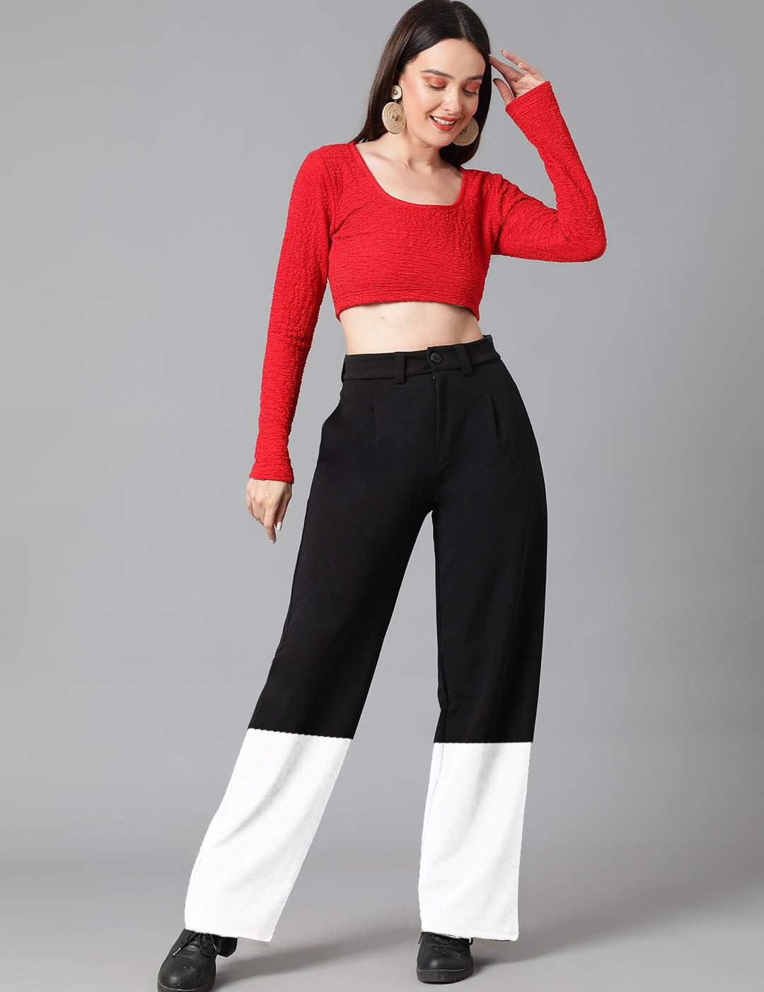 Kotty Women Colourblocked High-Rise Easy Wash Regular Trousers 