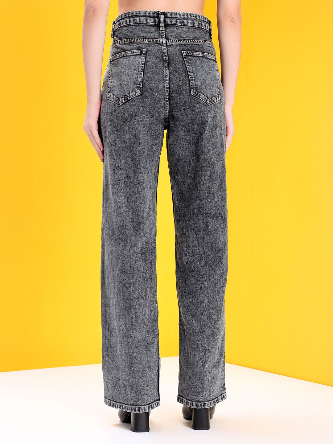 Kotty Women Jean Straight Fit Mid-Rise Jeans