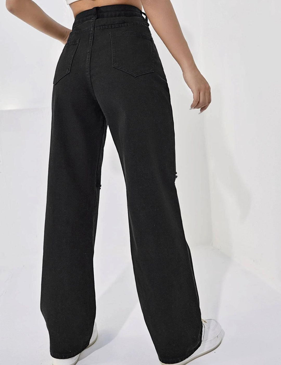 Kotty Women Black Jean Straight Fit High-Rise Slash Knee Stretchable Jeans