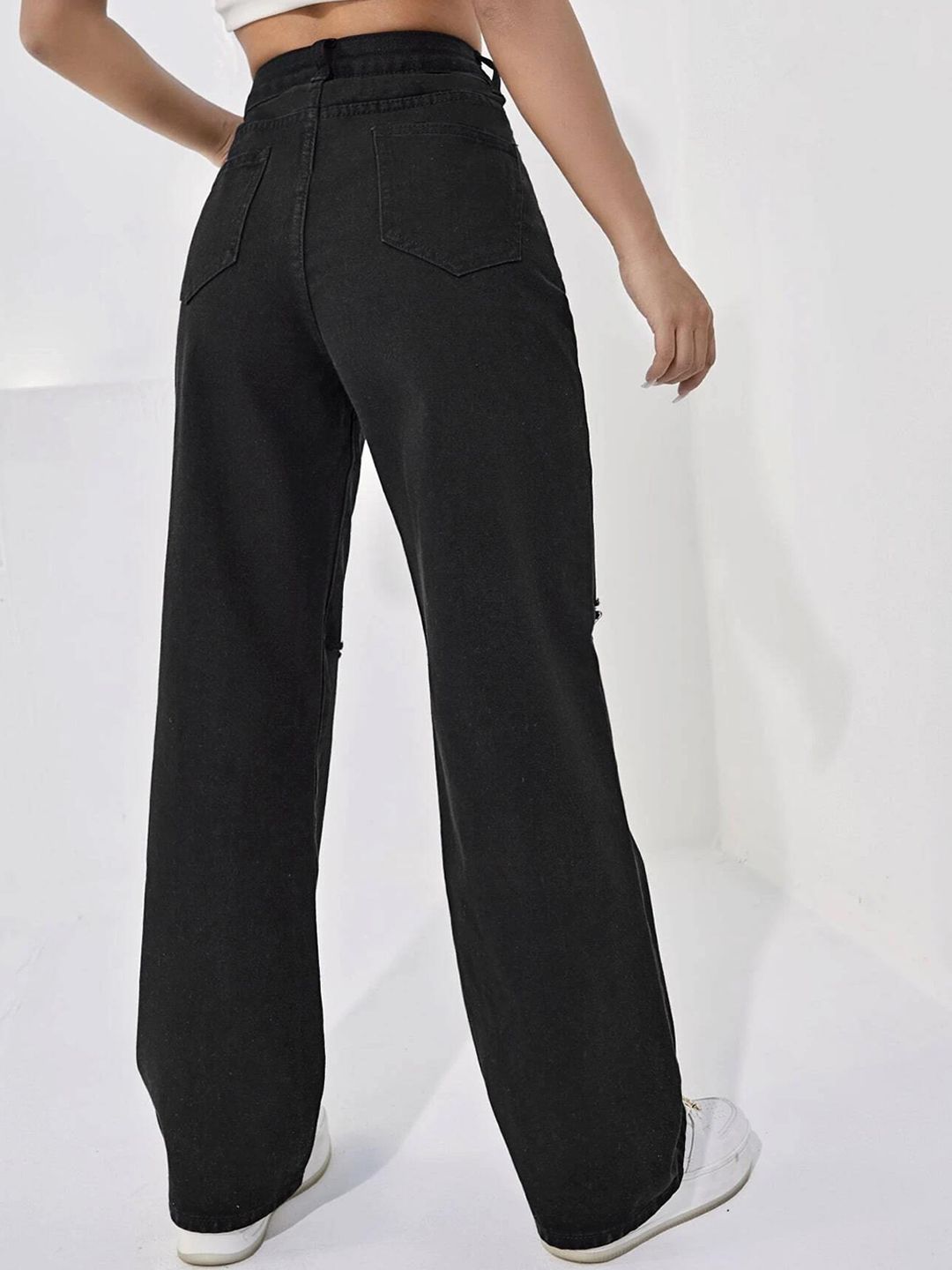 Kotty Women Black Jean Straight Fit High-Rise Slash Knee Stretchable Jeans