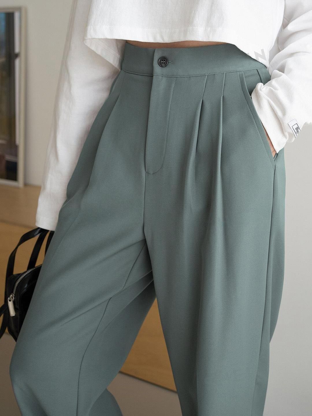 KOTTY BIZwear Women Straight Fit High-Rise Easy Wash Trousers