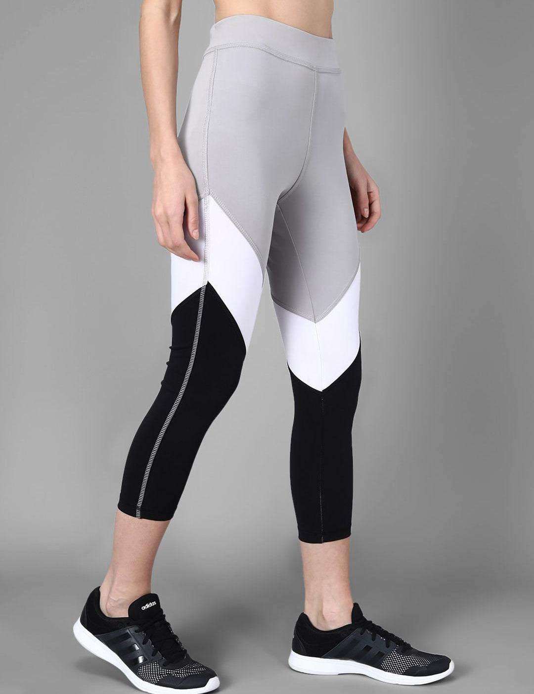 Kotty Women Black & Grey Colourblocked Running Tights