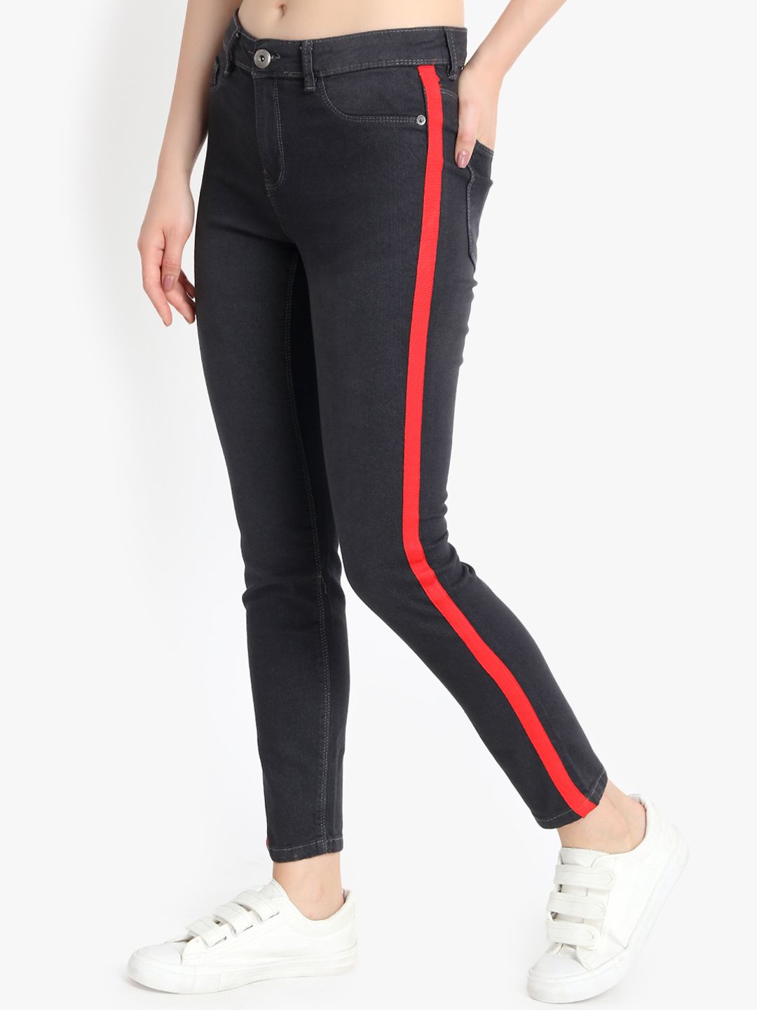 Kotty Women Black Skinny Fit High-Rise Clean Look Jeans