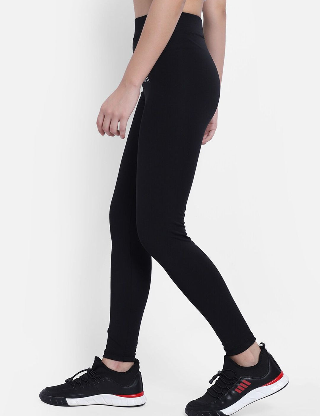 Kotty Women Black & White Printed Tights