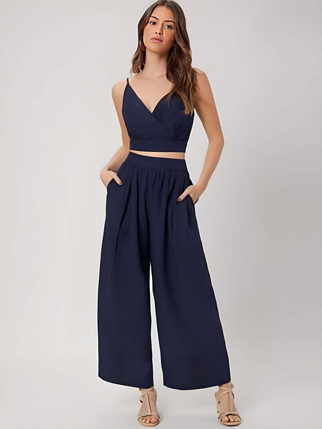 Kotty Shoulder Straps Top With Trousers