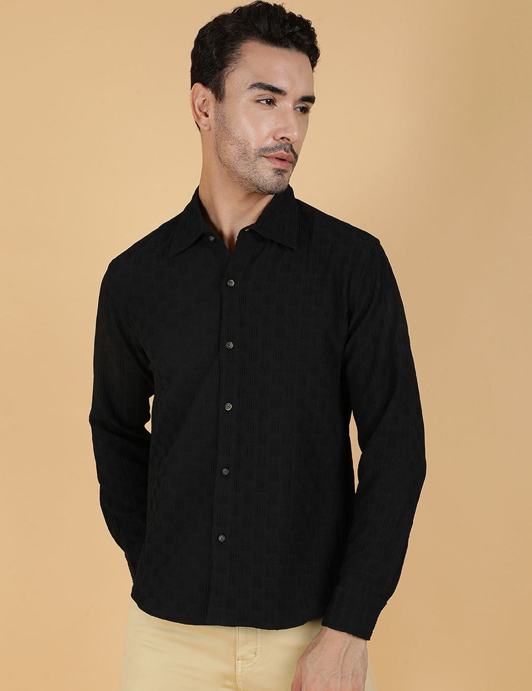 Kotty Men Relaxed Spread Collar Textured Casual Shirt